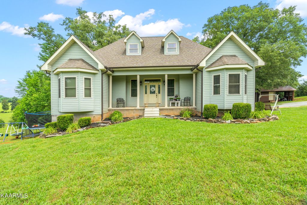 Photo of 246 Akins Rd, Tellico Plains, TN 37385 (MLS # 1227973)