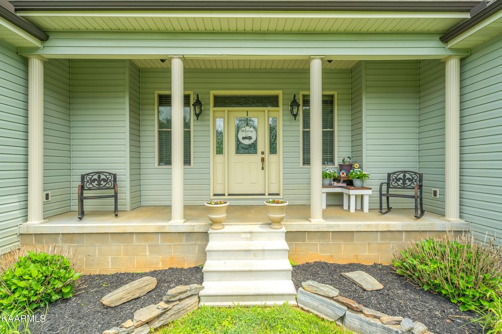 Photo of 246 Akins Rd, Tellico Plains, TN 37385 (MLS # 1227973)