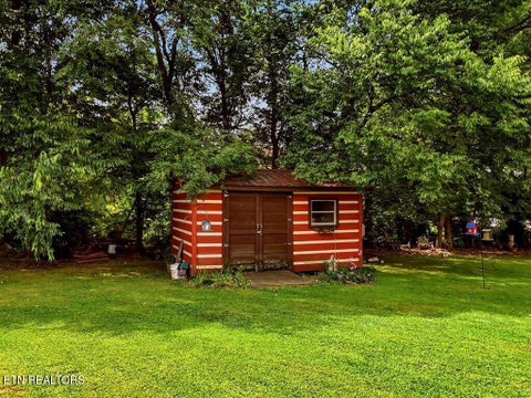 Tiny photo for 855 Chestnut Grove Circle, Dandridge, TN 37725 (MLS # 1347547)