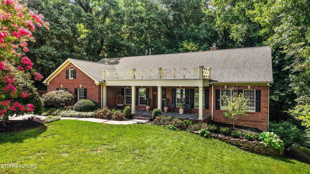 Photo of 5520 Heathrow Drive, Knoxville, TN 37919 (MLS # 1348243)