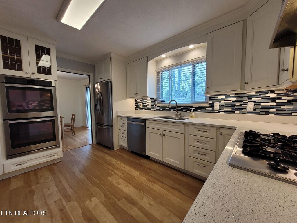 Photo of 18 Moore Lane, Oak Ridge, TN 37830 (MLS # 1339181)