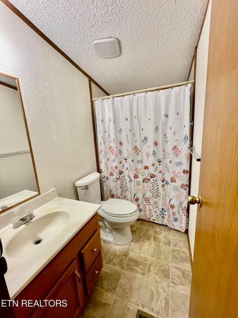 Tiny photo for 713 E Kentucky Ave, LaFollette, TN 37766 (MLS # 1328286)