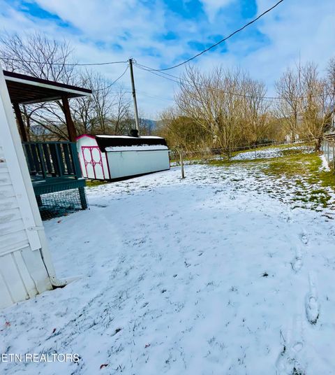 Tiny photo for 713 E Kentucky Ave, LaFollette, TN 37766 (MLS # 1328286)