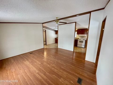 Tiny photo for 713 E Kentucky Ave, LaFollette, TN 37766 (MLS # 1328286)