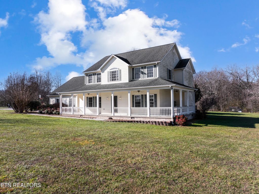 Photo of 150 Morgan Fields Rd, Wartburg, TN 37887 (MLS # 1286078)