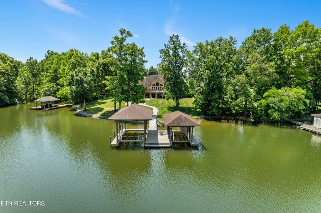 Photo of 144 Ganega Tr, Vonore, TN 37885 (MLS # 1268404)