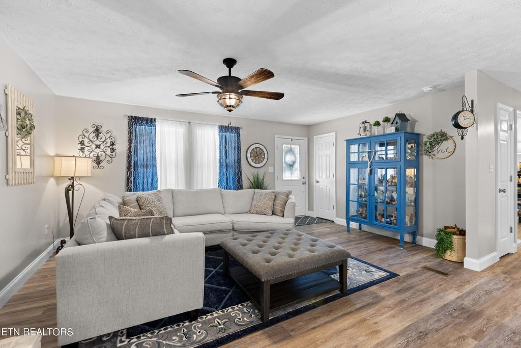 Photo of 2818 Pride Lane, Strawberry Plains, TN 37871 (MLS # 1278920)