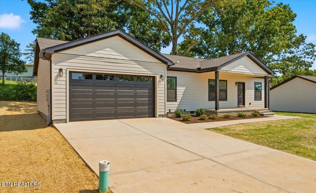 Photo of 106 Federal Ferry Circle, Vonore, TN 37885 (MLS # 1350399)