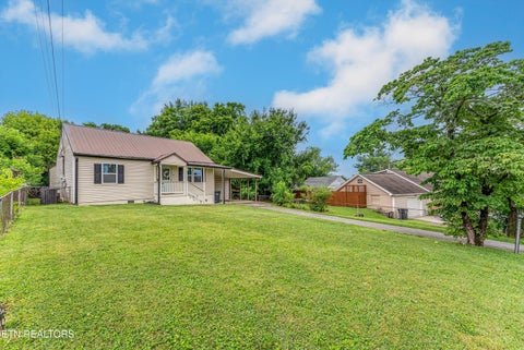 Tiny photo for 4321 High School Rd, Knoxville, TN 37912 (MLS # 1345996)
