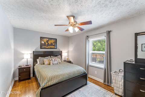 Tiny photo for 4321 High School Rd, Knoxville, TN 37912 (MLS # 1345996)