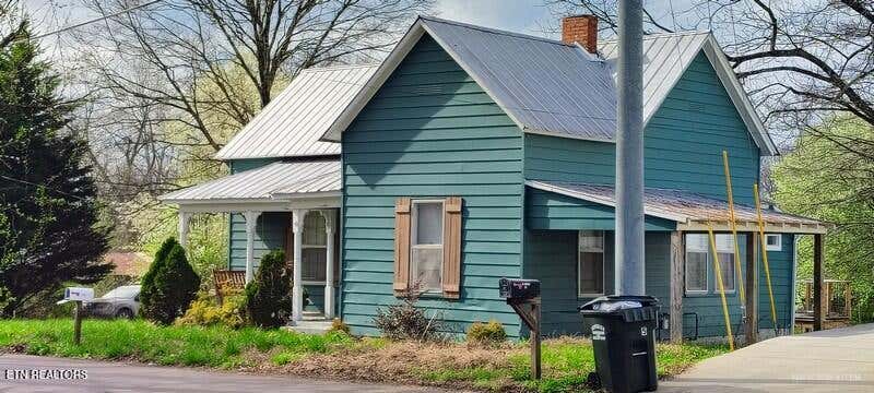 Photo of 123 E Athens St, Englewood, TN 37329 (MLS # 1348906)