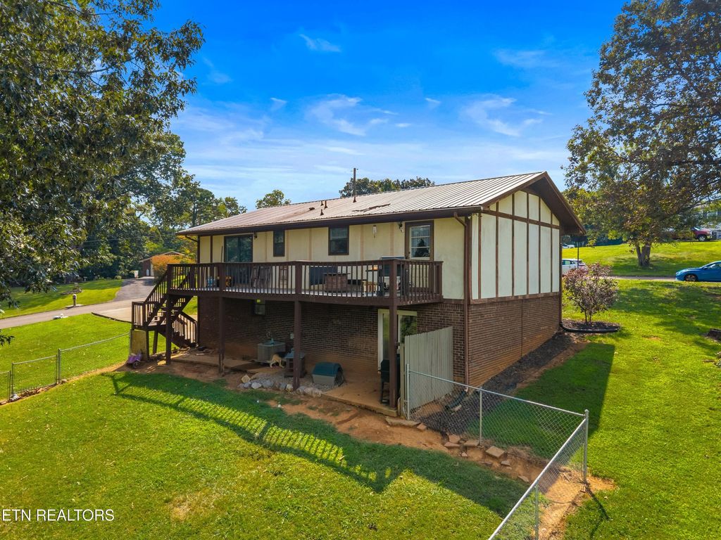 Photo of 3661 Halifax Circle, Morristown, TN 37813 (MLS # 1314033)