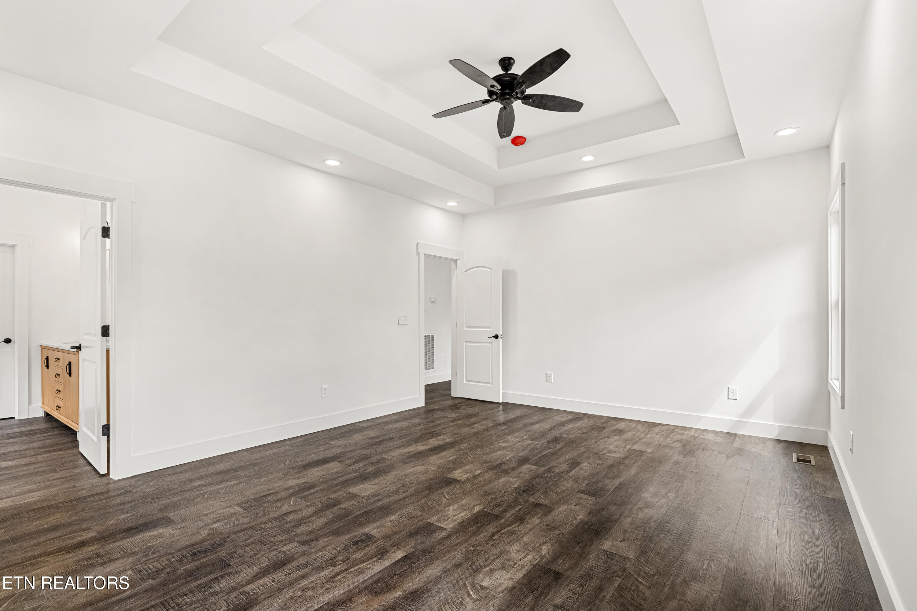 101 Cherry Oak Drive