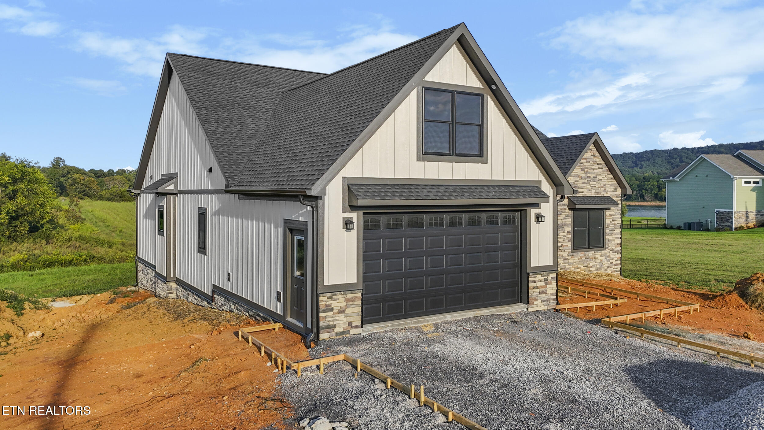 165 Masters Lane