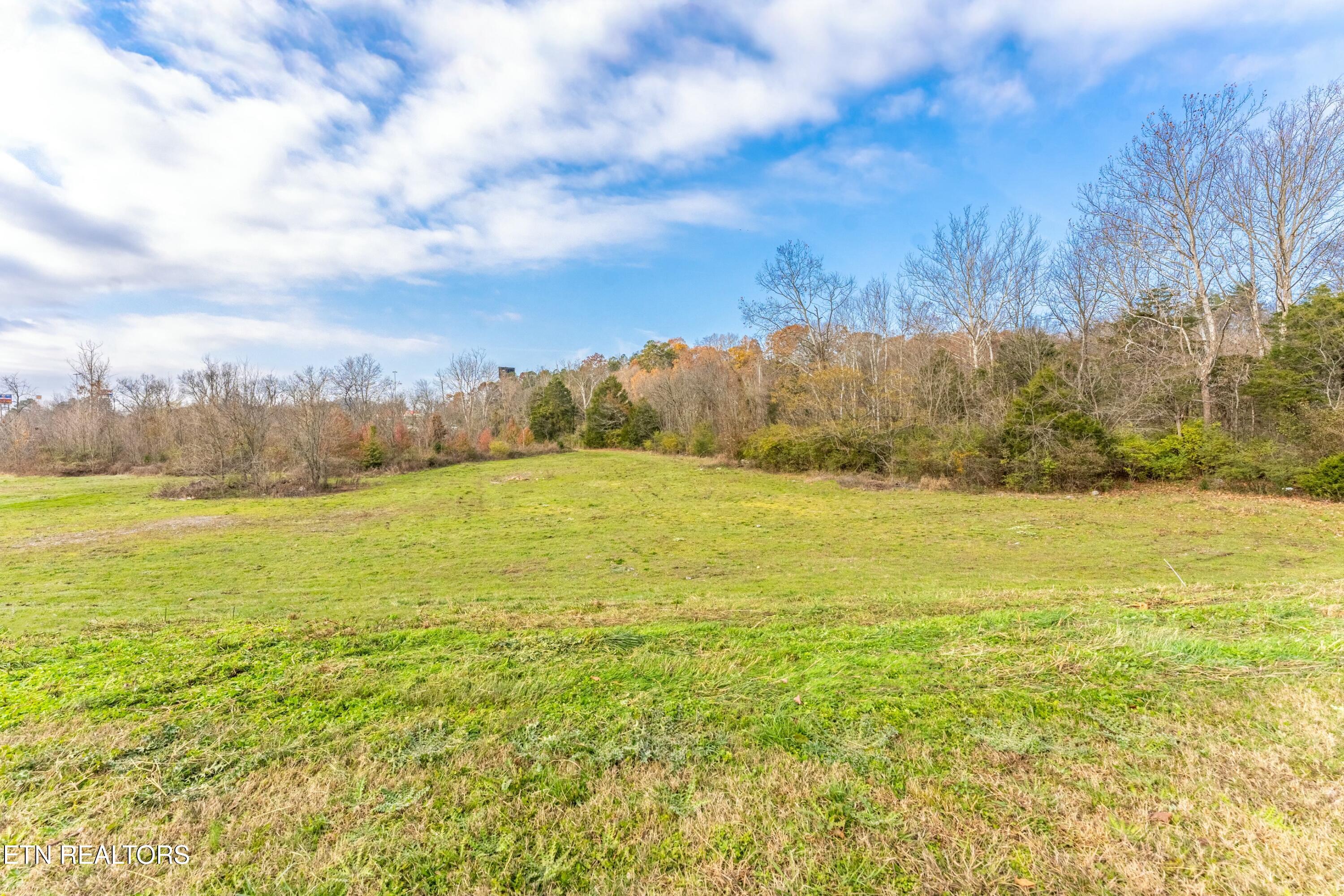 2557 Creekwood Park Blvd