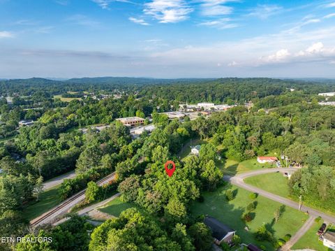 Tiny photo for 620 Tell St, Athens, TN 37303 (MLS # 1307488)