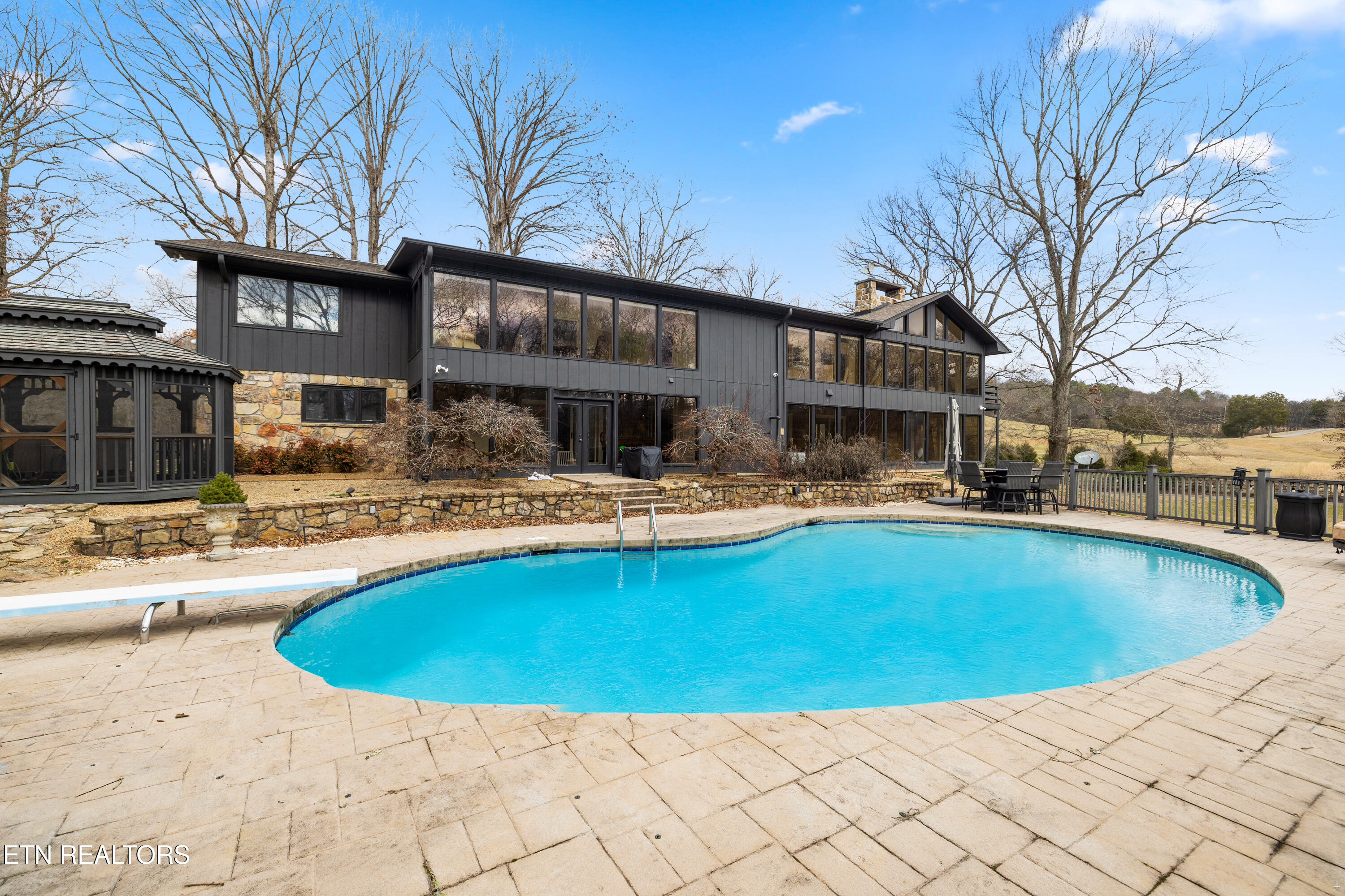2604 Bella Vista Lane