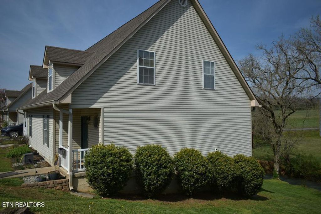 Photo of 2115 Creekside Way, Jefferson City, TN 37760 (MLS # 1337976)