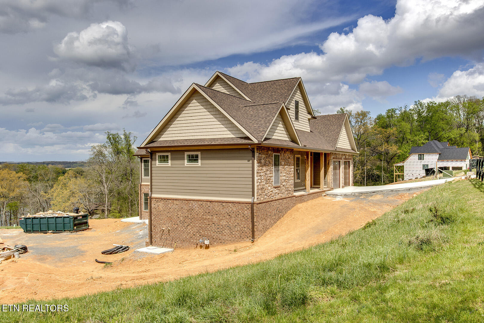 542 River Rd