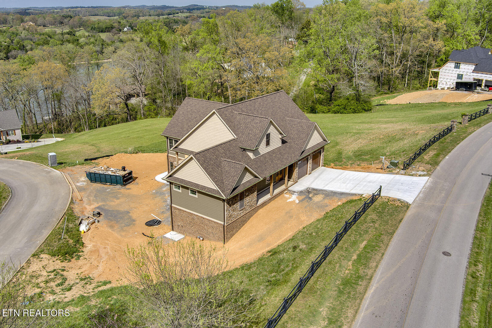 542 River Rd