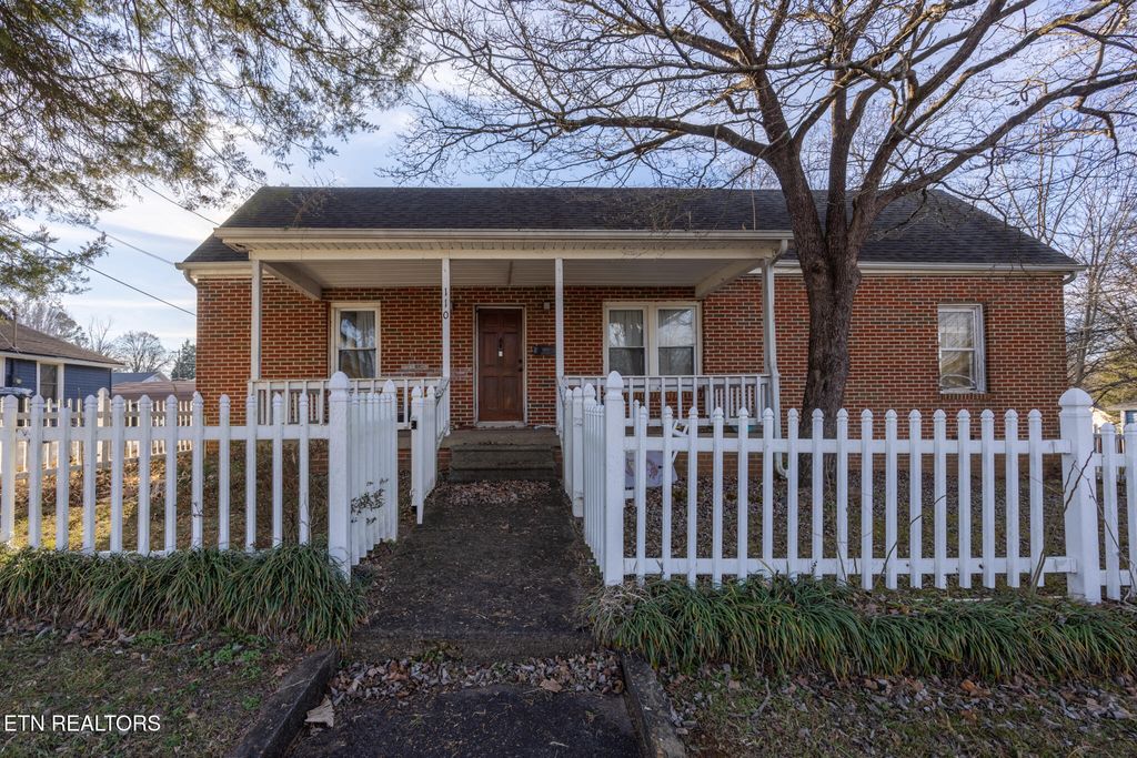 Photo of 110 S Kilgore Street St, Athens, TN 37303 (MLS # 1325531)