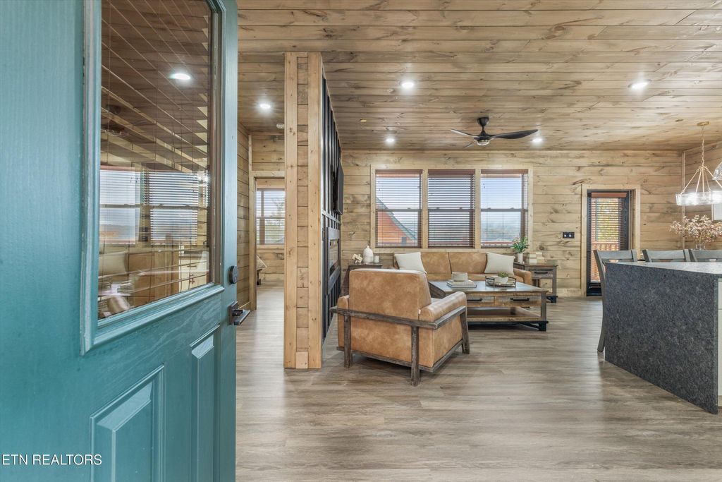 Photo of 2030 Bear Creek Way, Pigeon Forge, TN 37863 (MLS # 1281670)