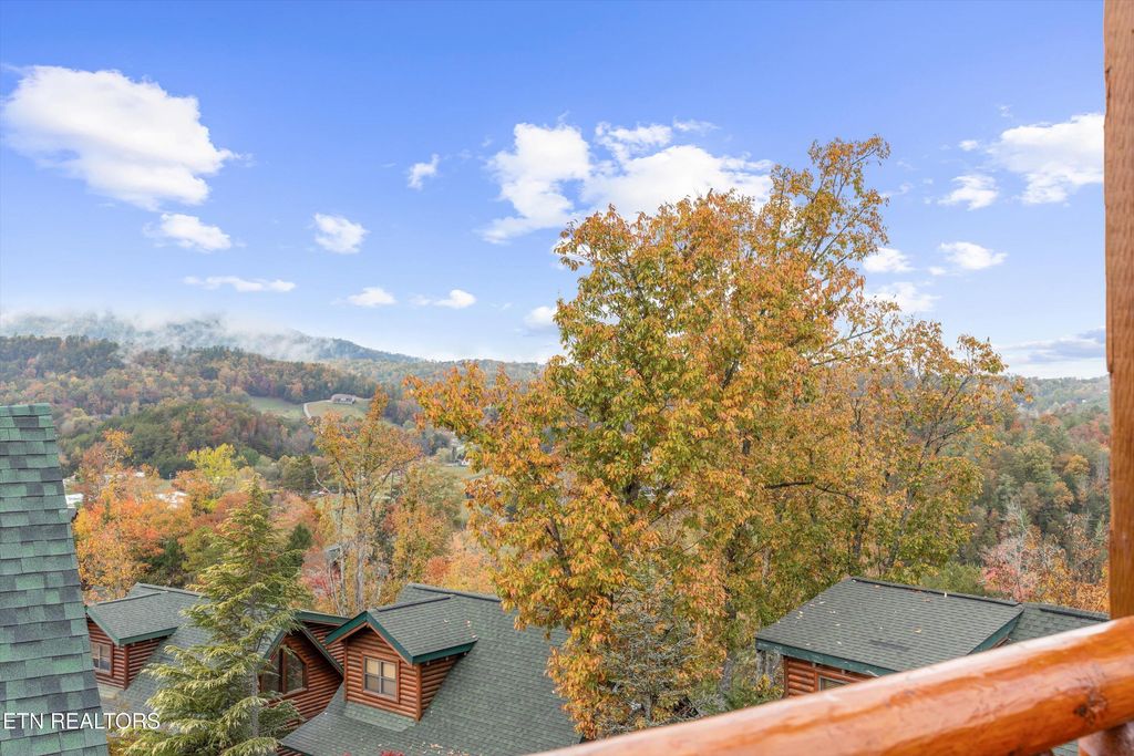 Photo of 2030 Bear Creek Way, Pigeon Forge, TN 37863 (MLS # 1281670)