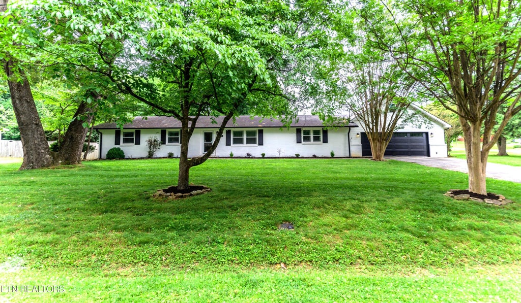 Photo of 7201 Wellswood Lane, Knoxville, TN 37909 (MLS # 1264667)