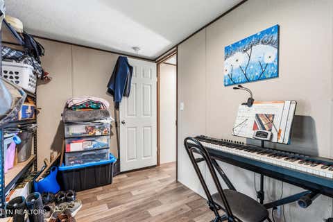 Tiny photo for 1181 W Ravenscroft Rd, Sparta, TN 38583 (MLS # 1349940)