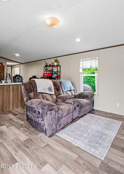 Tiny photo for 1181 W Ravenscroft Rd, Sparta, TN 38583 (MLS # 1349940)