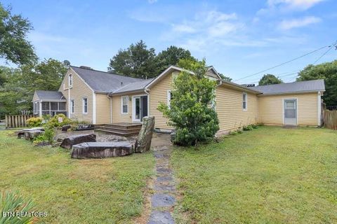 Tiny photo for 214 Broad St, Sweetwater, TN 37874 (MLS # 1334349)