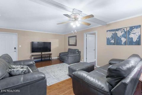 Tiny photo for 214 Broad St, Sweetwater, TN 37874 (MLS # 1334349)