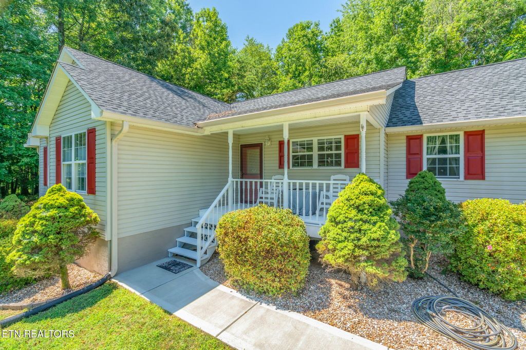 Photo of 188 Cornell Drive, Rockwood, TN 37854 (MLS # 1309078)