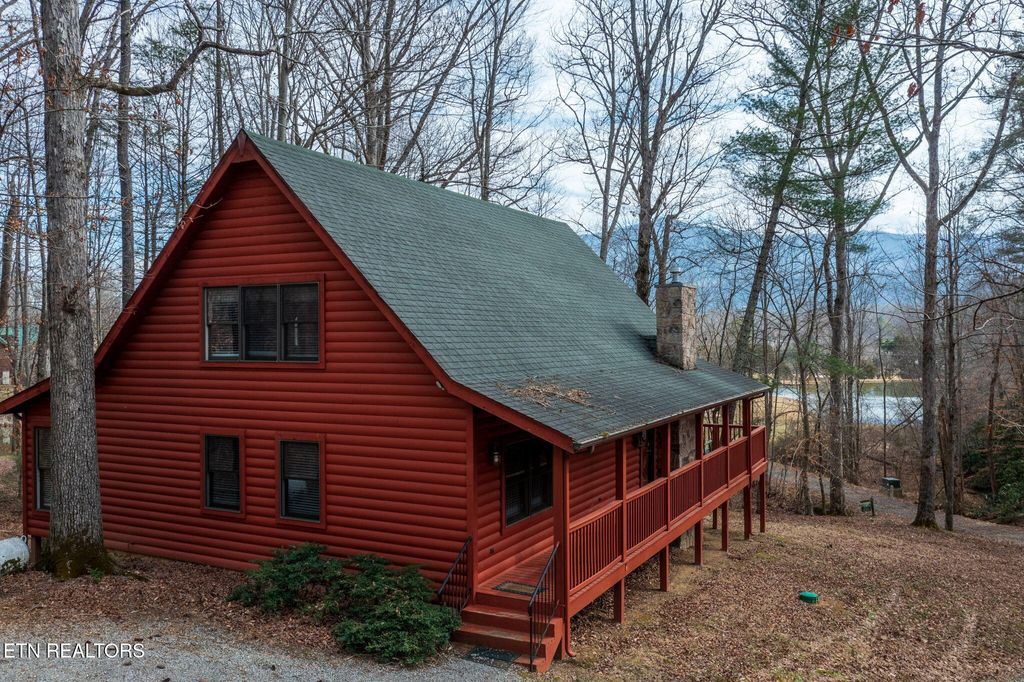 Photo of 4020 Tomahawk Way, Sevierville, TN 37862 (MLS # 1329259)