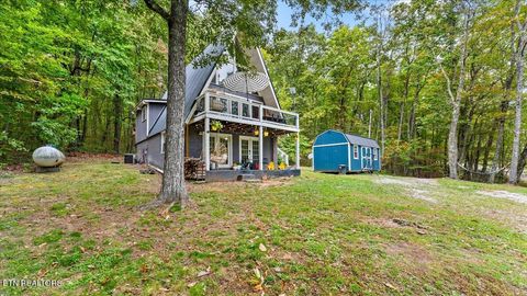 Photo of 120 Mountainwood Loop, Crab Orchard, TN 37723 (MLS # 1317930)