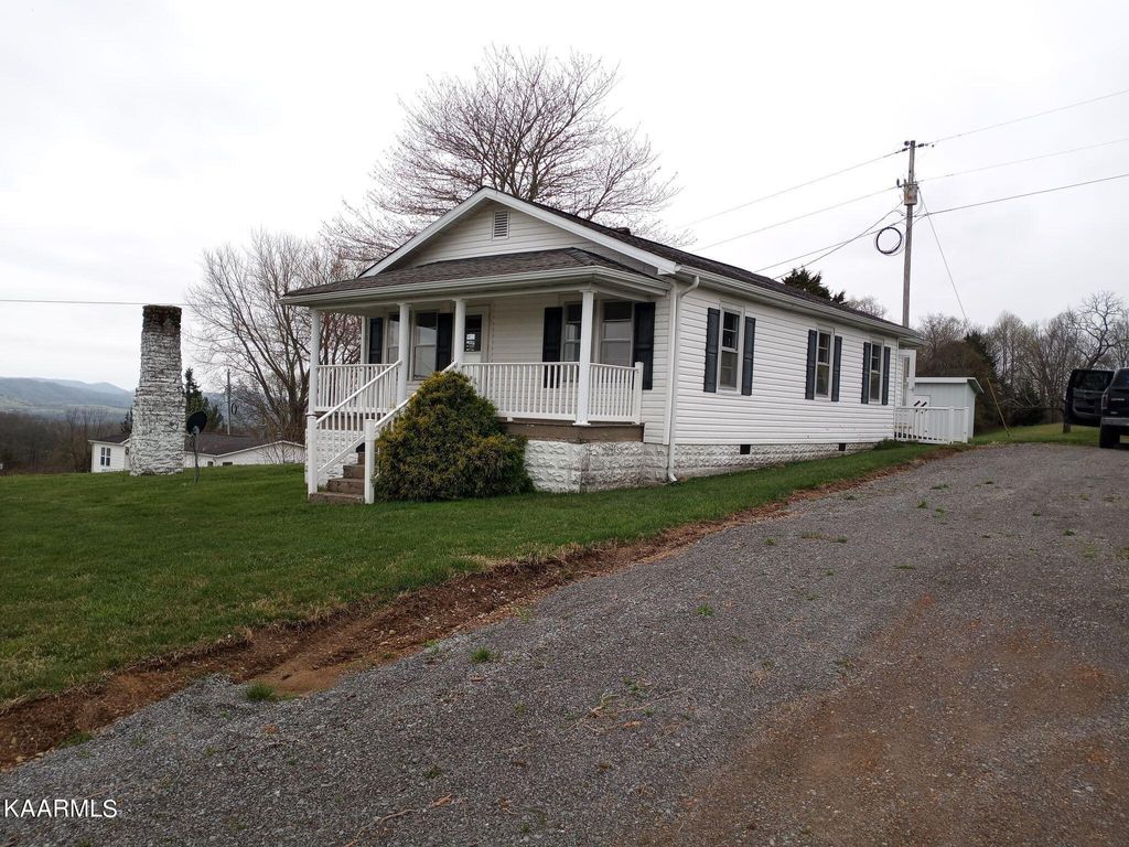 Photo of 5273 Hopewell Rd, Tazewell, TN 37879 (MLS # 1221316)