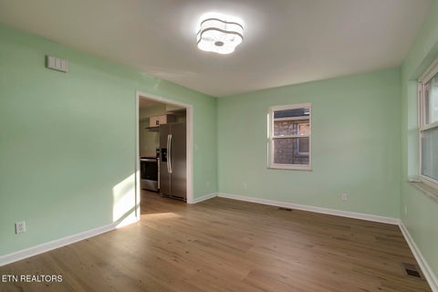 Tiny photo for 605 Wharf St, Loudon, TN 37774 (MLS # 1348835)