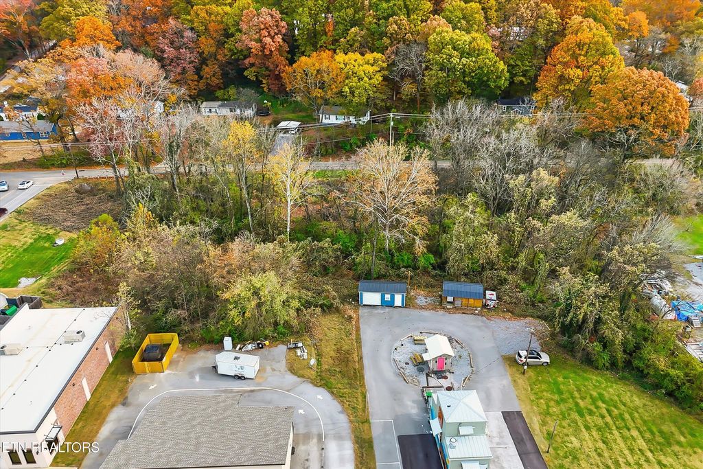 Photo of Old Knoxville Pike, Maryville, TN 37804 (MLS # 1329498)