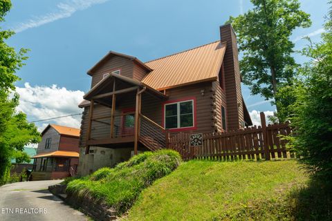 Photo of 1248 Annes Rd, Gatlinburg, TN 37738 (MLS # 1342180)