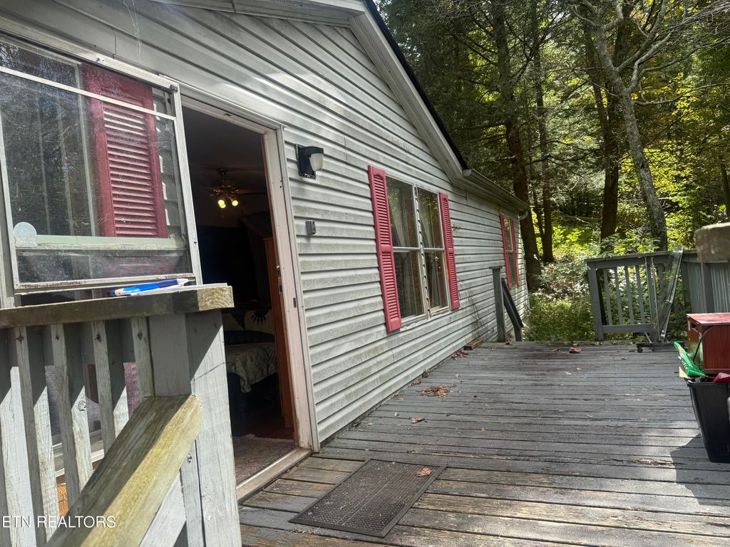 Photo of 125 Old Hickory Lane, Tellico Plains, TN 37385 (MLS # 1318045)