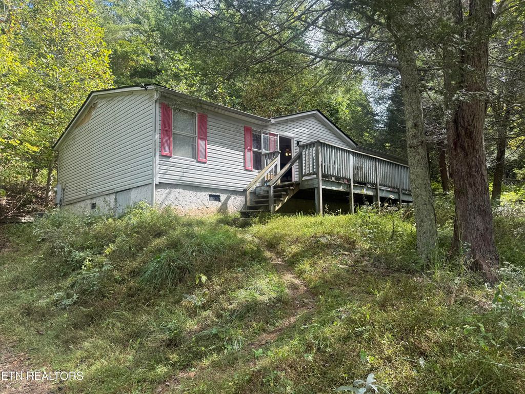 Photo of 125 Old Hickory Lane, Tellico Plains, TN 37385 (MLS # 1318045)