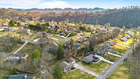 Tiny photo for 612 Woodland Dr Drive, Clinton, TN 37716 (MLS # 1324955)