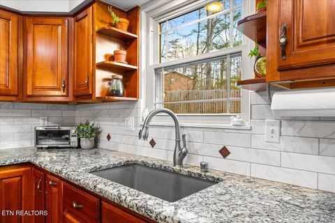 Tiny photo for 612 Woodland Dr Drive, Clinton, TN 37716 (MLS # 1324955)