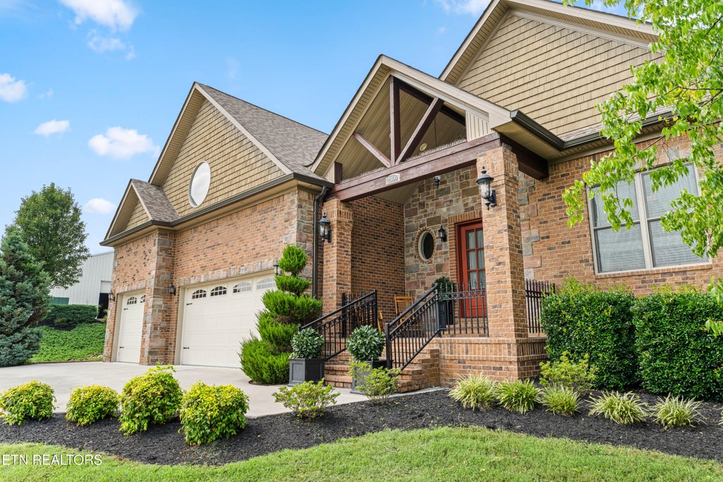 Photo of 2399 McCleary Rd, Sevierville, TN 37876 (MLS # 1354191)