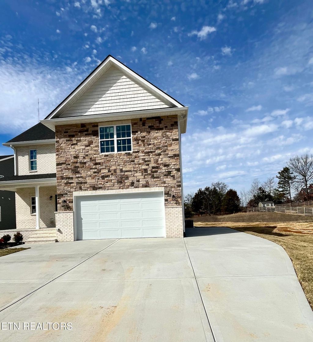Photo of 419 Eastland Park Drive Drive, Blaine, TN 37709 (MLS # 1328205)