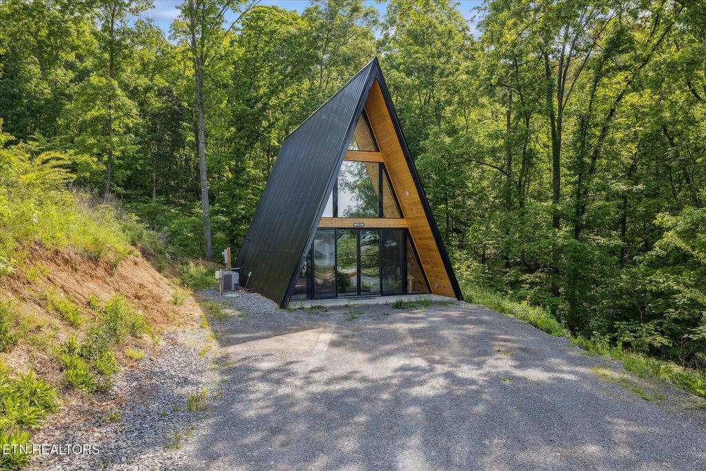 Photo of 1094 U.S. 25E (Lot 7), Newport, TN 37821 (MLS # 1300499)