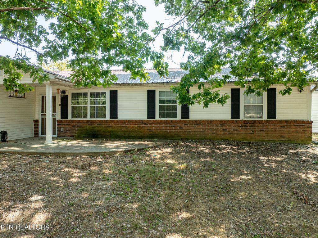 Photo of 127 Jerry Cardin Lane, Friendsville, TN 37737 (MLS # 1275160)