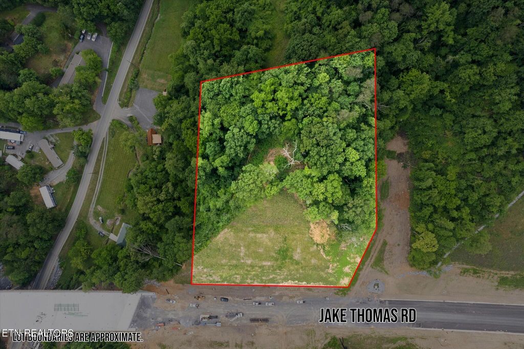Photo of Jake Thomas Rd Blvd, Pigeon Forge, TN 37863 (MLS # 1192111)