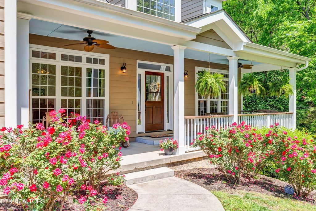 Photo of 6700 Forest Village Way Way, Knoxville, TN 37919 (MLS # 1294656)