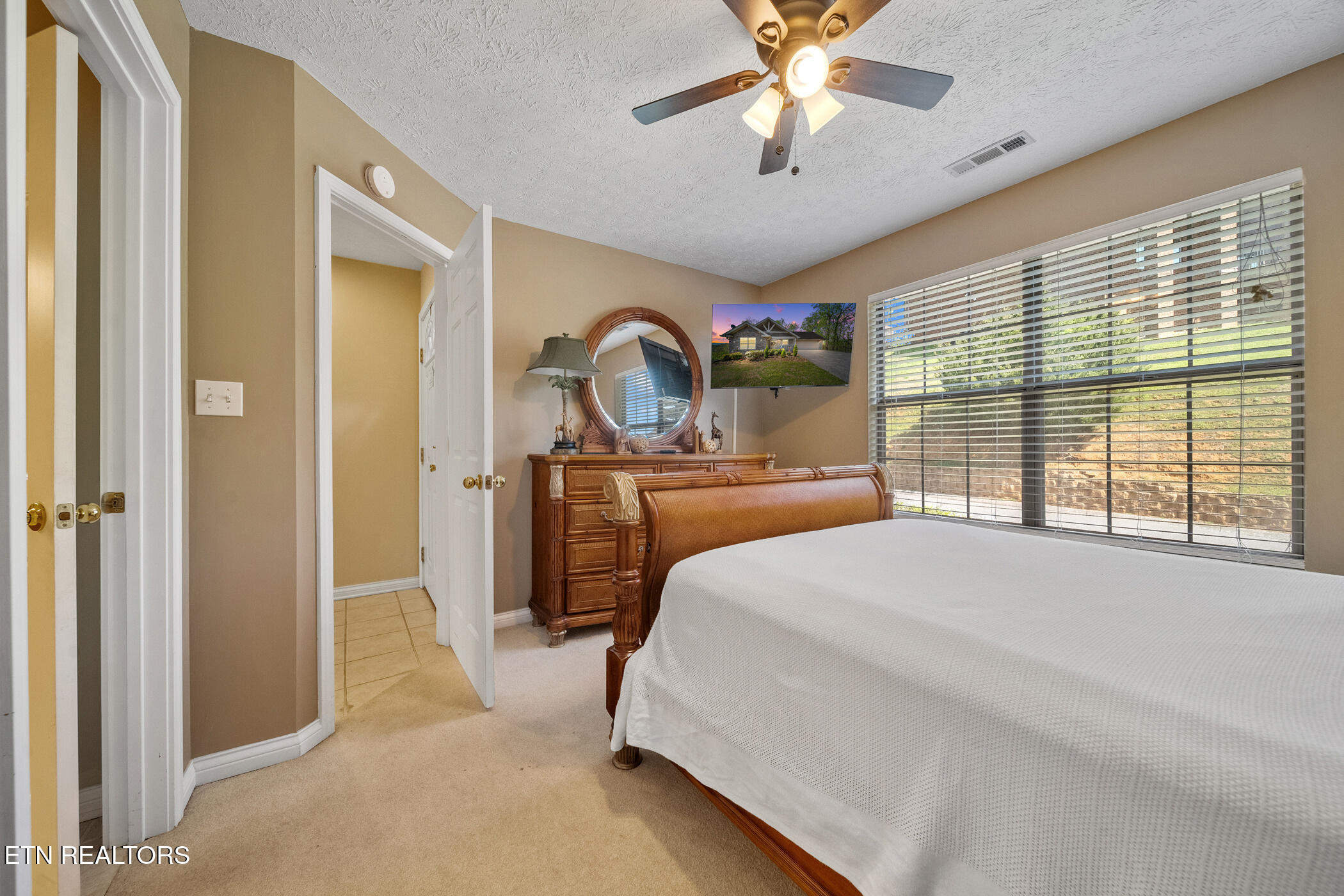 405 Maggie Mack Lane